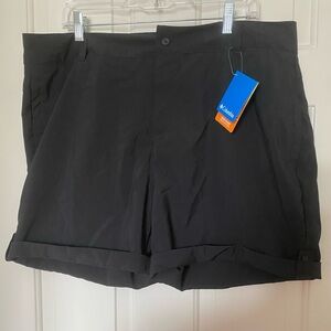 Columbia black Omni-shade shorts women’s plus size 18 new with tags